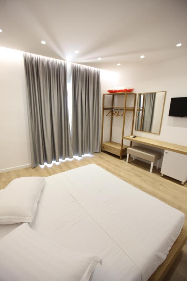 Sea Breeze Villa Saranda Extérieur photo