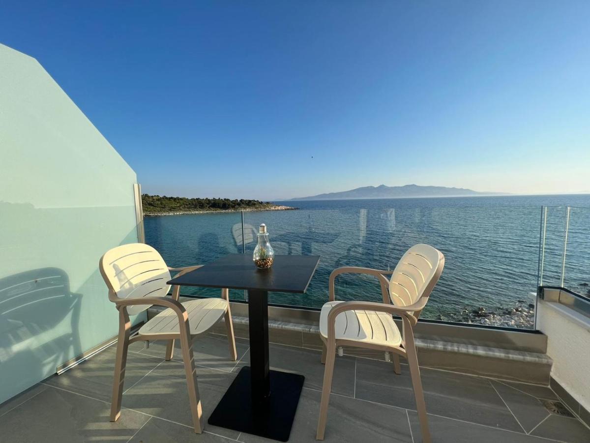 Sea Breeze Villa Saranda Extérieur photo