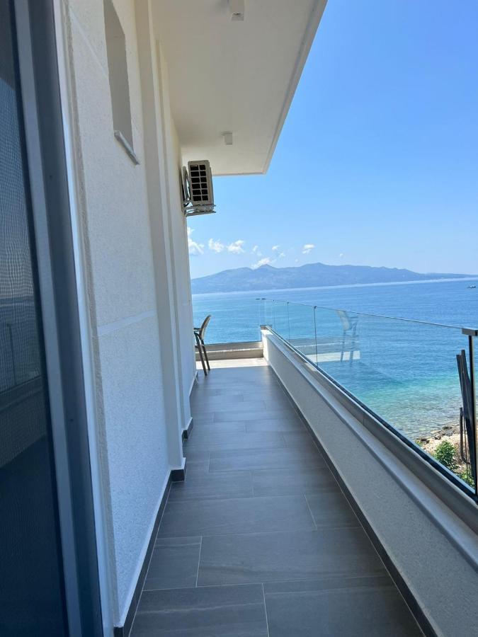 Sea Breeze Villa Saranda Extérieur photo