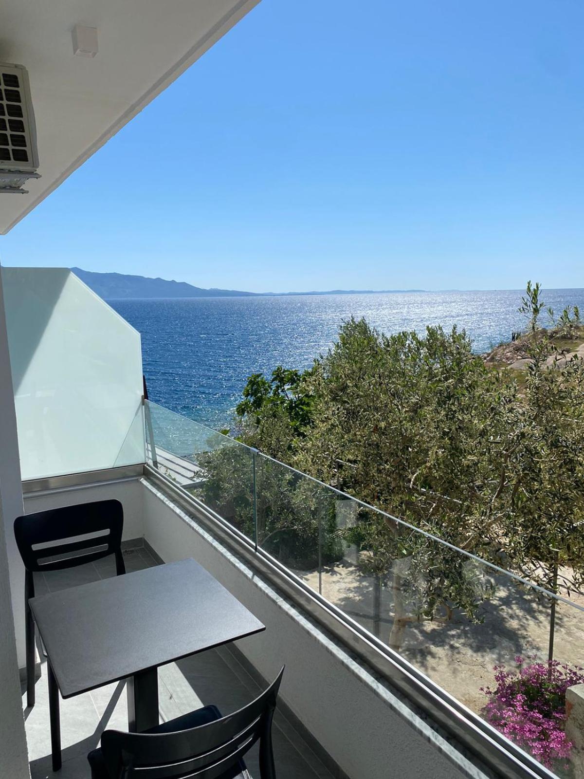 Sea Breeze Villa Saranda Extérieur photo
