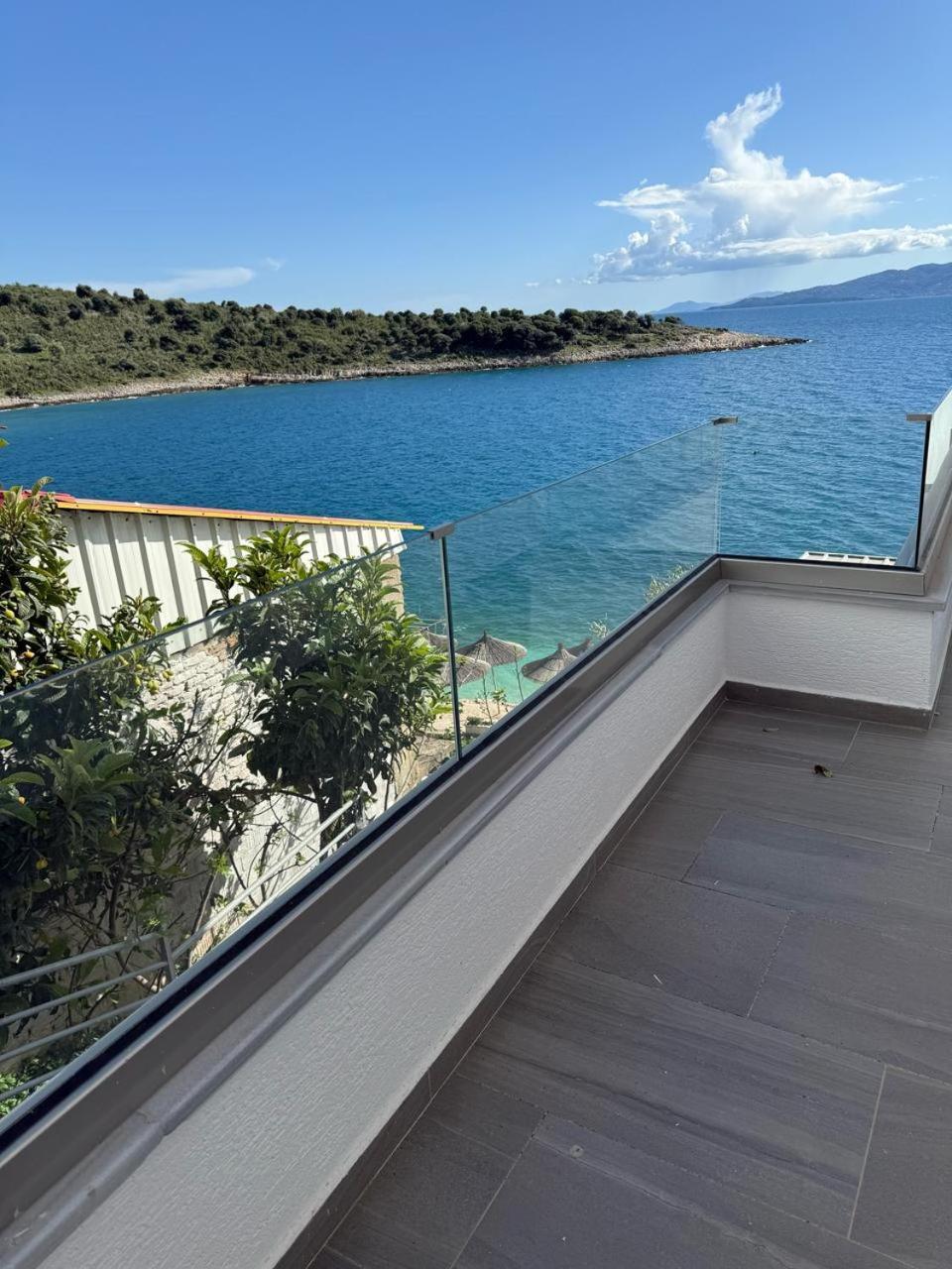 Sea Breeze Villa Saranda Extérieur photo