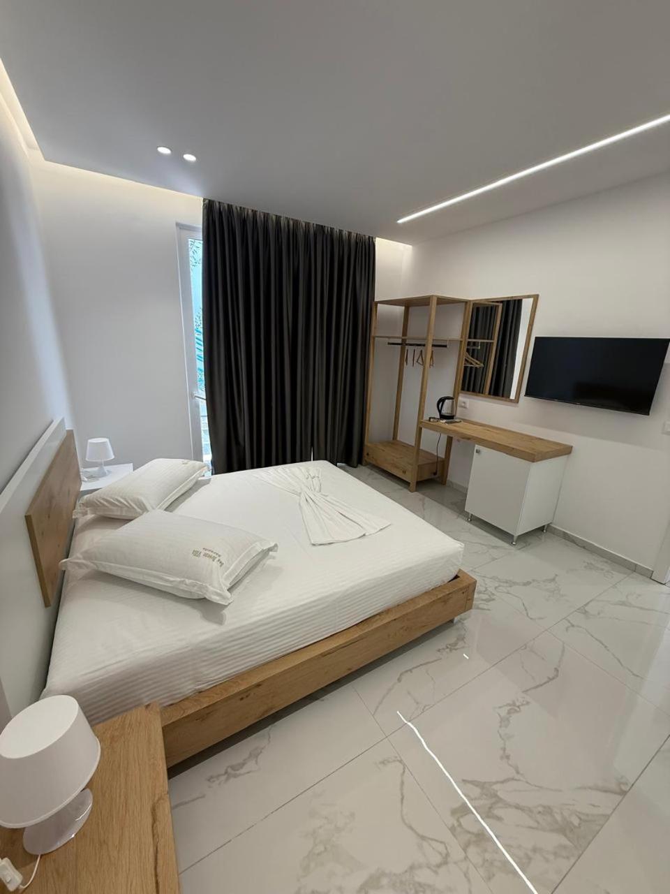 Sea Breeze Villa Saranda Extérieur photo